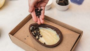 7 Dicas para aumentar as suas vendas de Páscoa! 3 ovo de colher com recheio de oreo imagem passo 5 768ccf0a38@2x